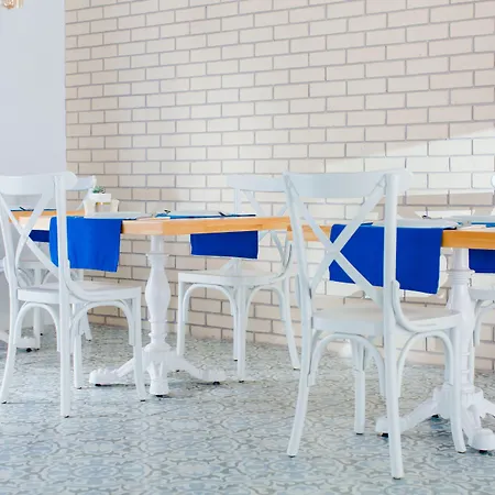 Hotell Luvi - Adults Only