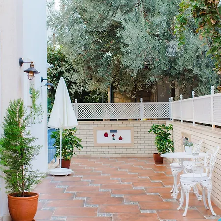 Luvi - Adults Only Hotell