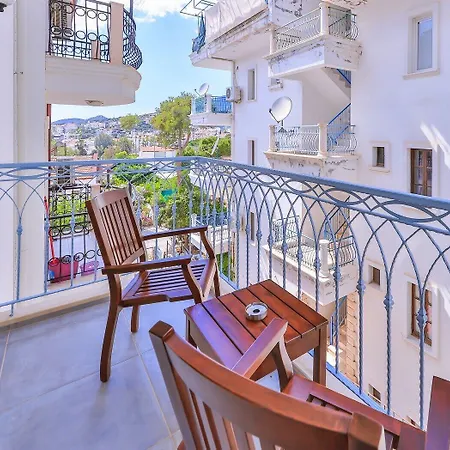 Luvi - Adults Only ホテル カシュ