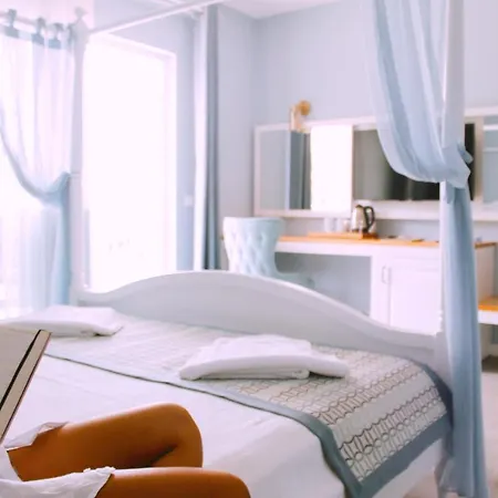 Hotell Luvi - Adults Only