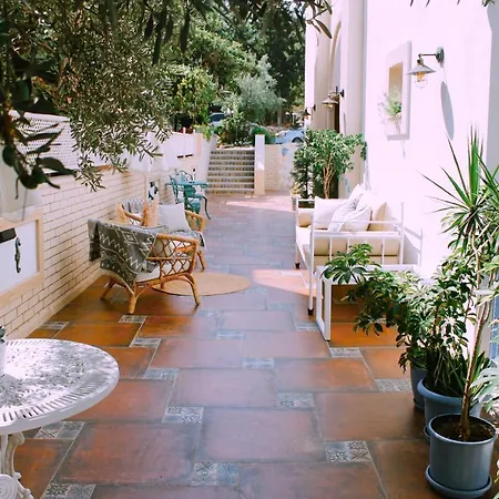 Hotell Luvi - Adults Only 2*