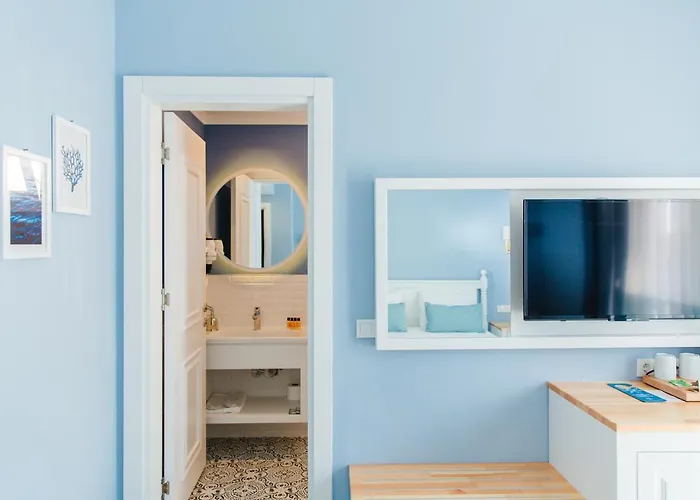 Luvi - Adults Only Отель 2*